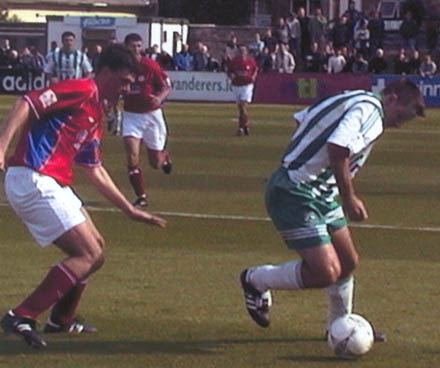 Barry O'Connor on the ball against Shels